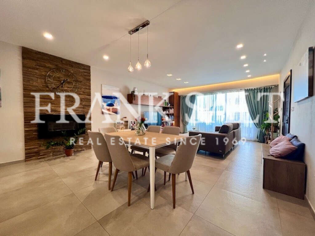 3 bedrooms Apartment in Dingli, Malta No. 5331