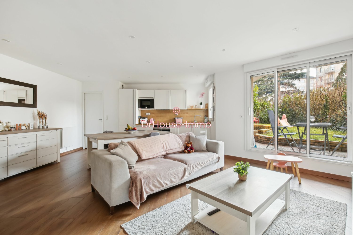 2 chambres Appartement à Sannois, France No. 139220