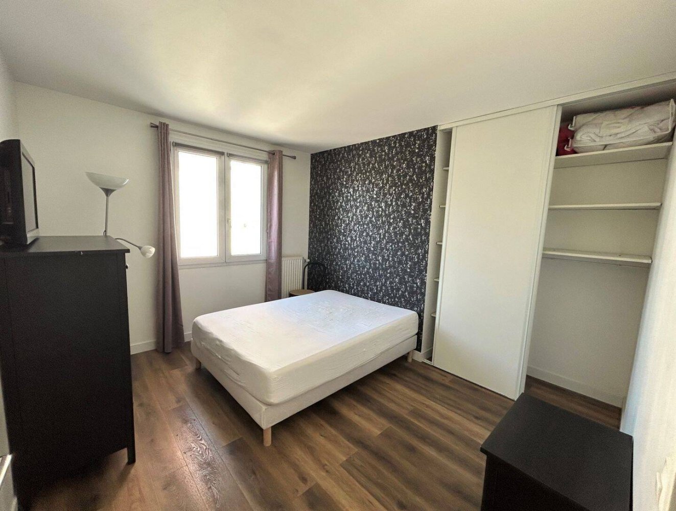 1 chambre Appartement à Élancourt, France No. 328671