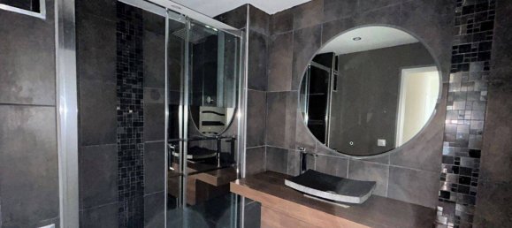 1 chambre Appartement à Élancourt, France No. 328671 4