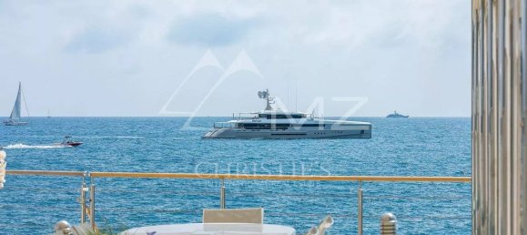 11 bedrooms Villa in Antibes, France No. 201820 10