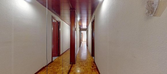 Apartamento de 3 dormitorios en Eixample, Spain No. 185602 21