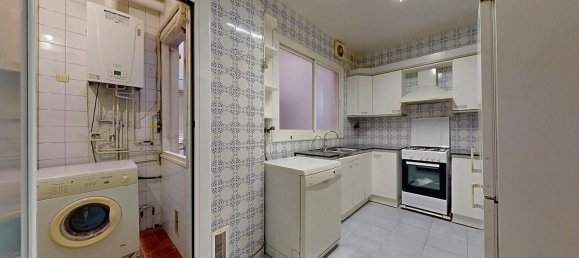 Apartamento de 3 dormitorios en Eixample, Spain No. 185602 26