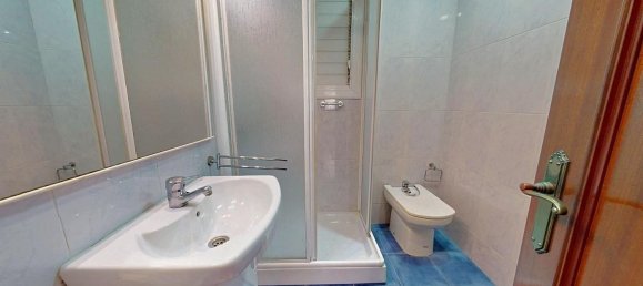 Apartamento de 3 dormitorios en Eixample, Spain No. 185602 43