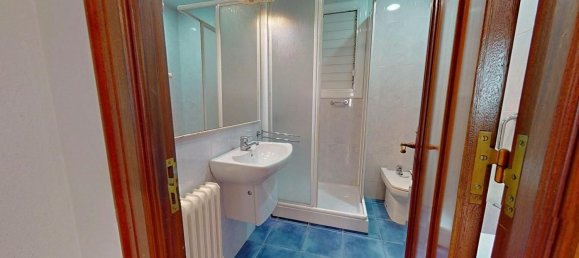 Apartamento de 3 dormitorios en Eixample, Spain No. 185602 42