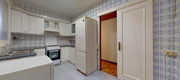 Apartamento de 3 dormitorios en Eixample, Spain No. 185602 27