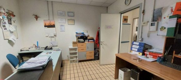 Almacén de 10 habitaciónes en Foligno, Italy No. 51623 7