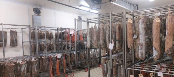 Almacén de 10 habitaciónes en Foligno, Italy No. 51623 17