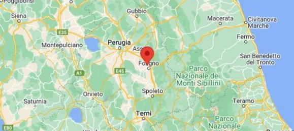 Almacén de 10 habitaciónes en Foligno, Italy No. 51623 30