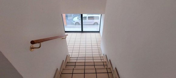 Almacén de 10 habitaciónes en Foligno, Italy No. 51623 26