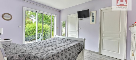 6 bedrooms House in Notre-Dame-de-Riez, France No. 299997 7