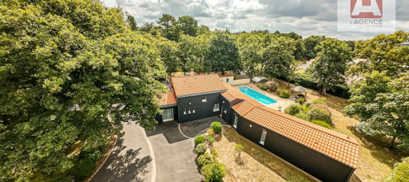 6 bedrooms House in Notre-Dame-de-Riez, France No. 299997 14