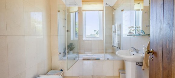 5 bedrooms House in Luz, Portugal No. 156783 12