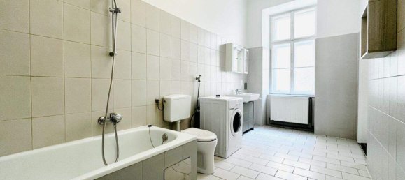 2 rooms Apartment in Simmering, Austria No. 22054 4