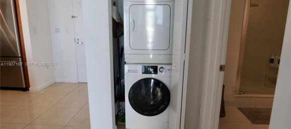 1 chambre propriété commerciale à vendre à Miami, Miami-Dade, Florida, USA № 614850 14