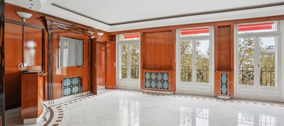 3 bedrooms Apartment in Paris, France No. 113897 2