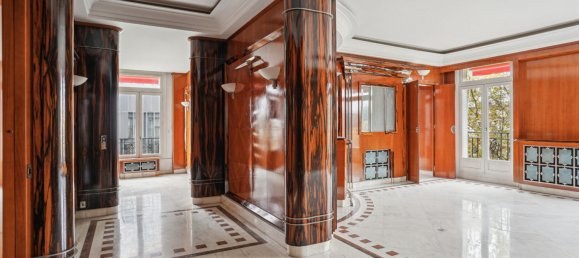 3 bedrooms Apartment in Paris, France No. 113897 5