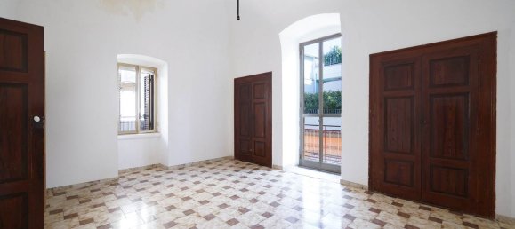 Casa de 4 habitaciónes en Palo del Colle, Italy No. 43341 11