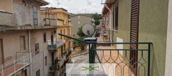 Квартира с 3 комнатами в Кампофеличе ди Рочелла, Италия № 139369 7