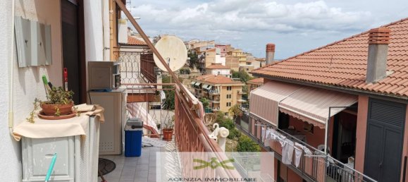 Квартира с 3 комнатами в Кампофеличе ди Рочелла, Италия № 139369 8