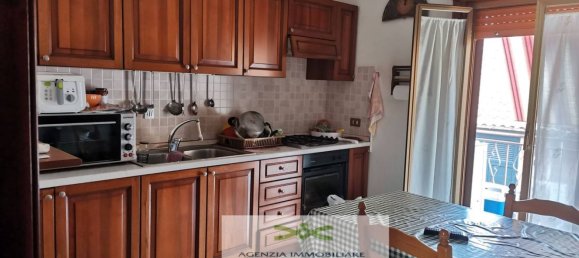 Квартира с 3 комнатами в Кампофеличе ди Рочелла, Италия № 139369 10