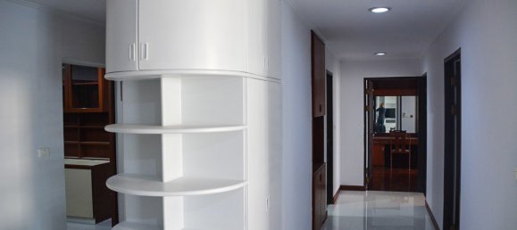 3 bedrooms Condo in Bangkok, Thailand No. 6846 9