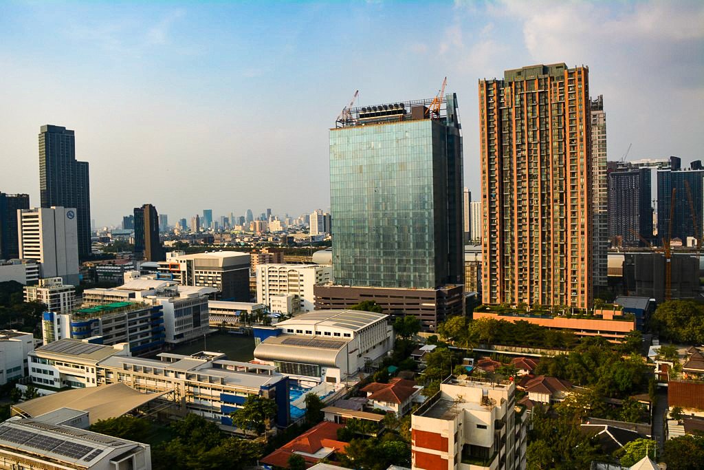 3 bedrooms Condo in Bangkok, Thailand No. 6846