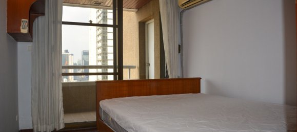 3 bedrooms Condo in Bangkok, Thailand No. 6846 12
