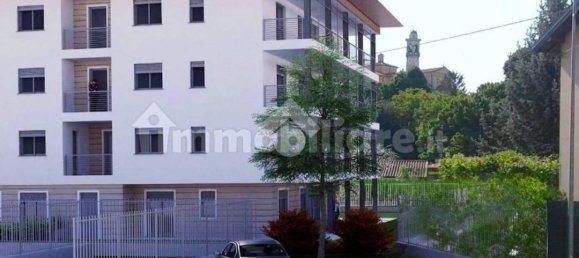 4 rooms Apartment in Cantello, Italy No. 37767 2