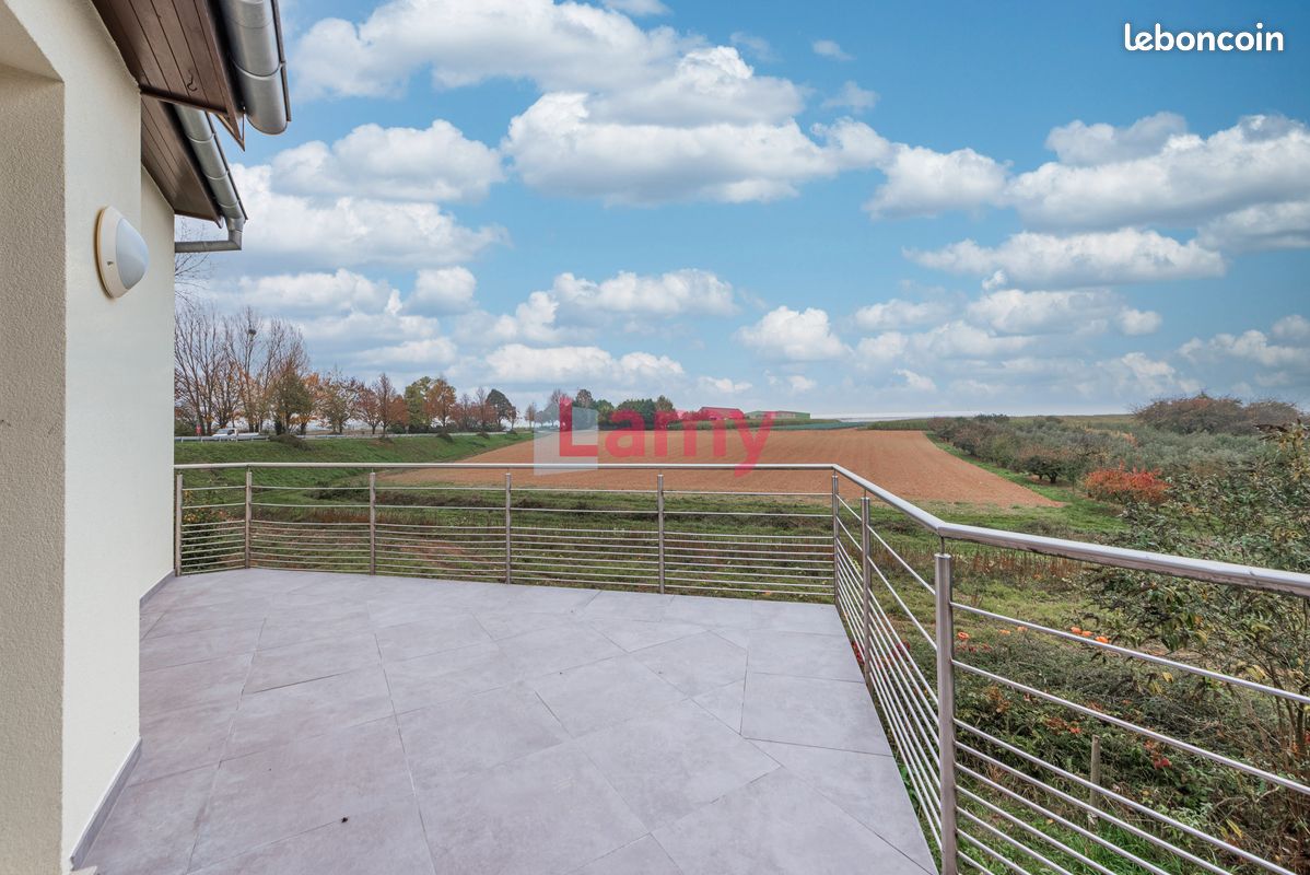 Casa de 5 dormitorios en Kriegsheim, France No. 158324