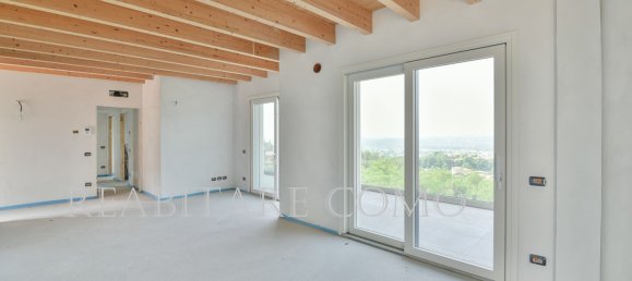 3 bedrooms Penthouse in Longone al Segrino, Italy No. 82157 5