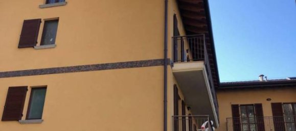 4 rooms Penthouse in Berbenno, Italy No. 19122 4