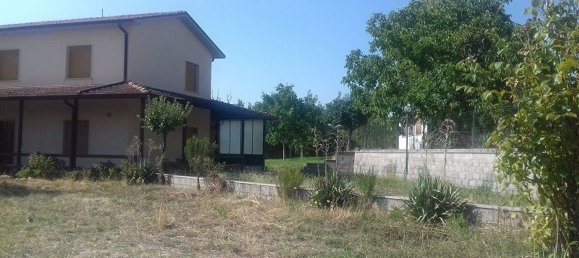 6 rooms House in Gesualdo, Italy No. 132855 4