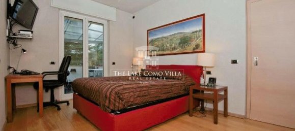 Пентхаус с 2 спальнями в Варенна, Италия № 173529 11