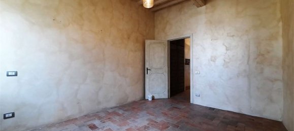 Apartamento de 7 habitaciónes en Carpi, Italy No. 176653 8