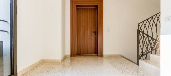 180m² Office in Monza, Italy No. 103667 5