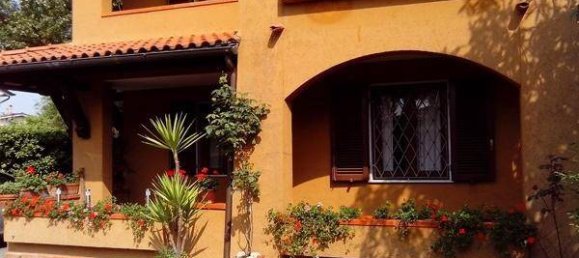 6 bedrooms Villa in Forte dei Marmi, Italy No. 35775 3