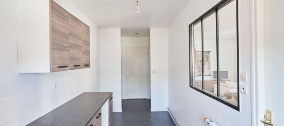 Apartamento de 3 dormitorios en La Madeleine, France No. 52946 4