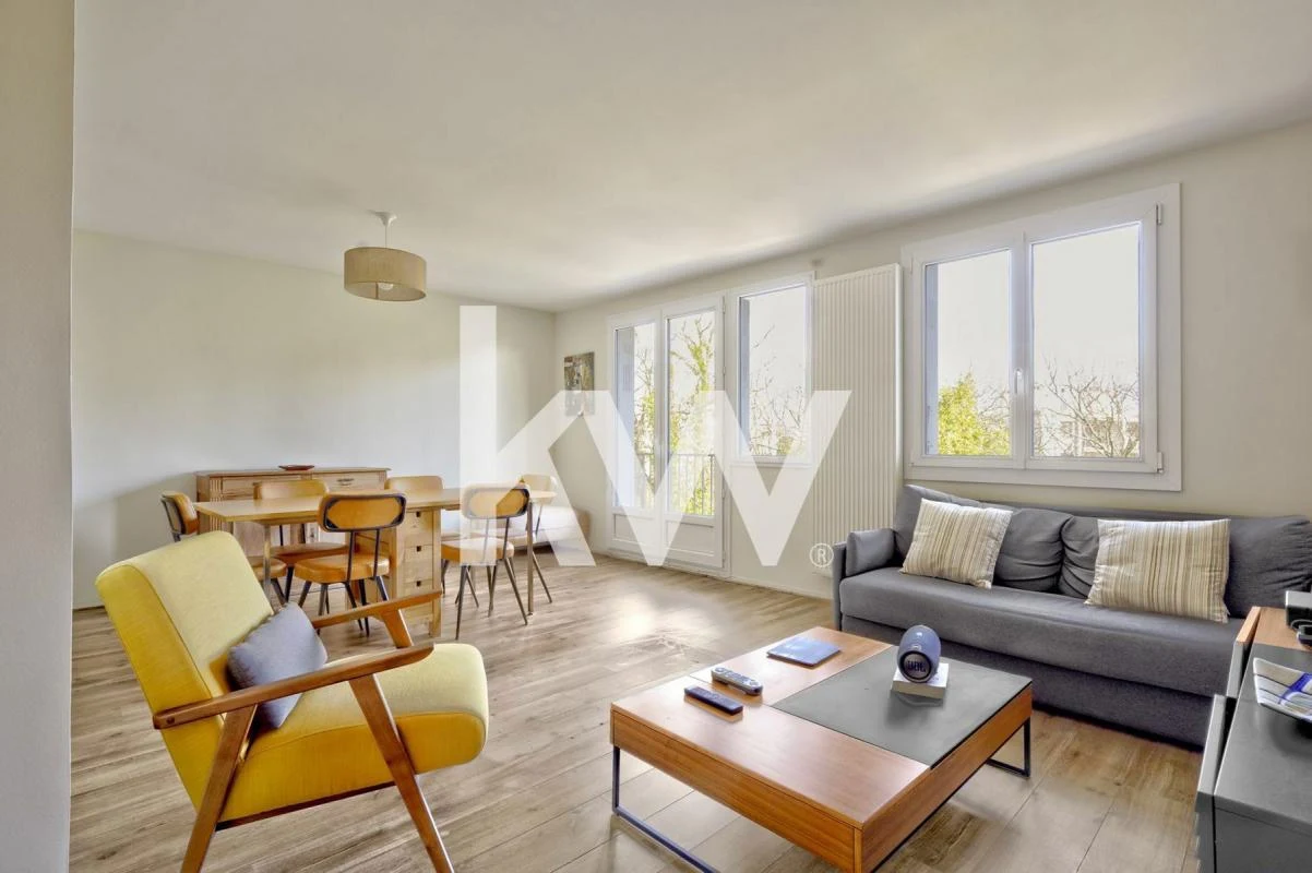 Квартира с 2 спальнями в Бордо, Франция № 352747