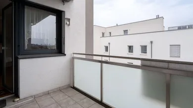 2-salle Appartement à Steyregg, Austria No. 236887