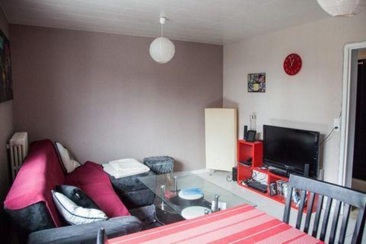 Condominio de 2 dormitorios en Troyes, France No. 25085