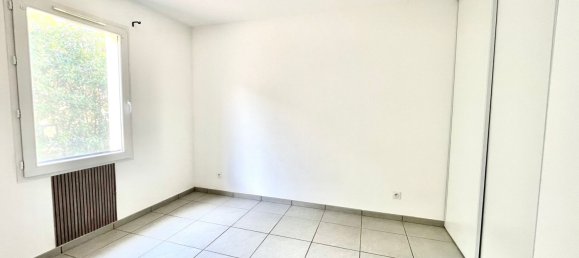 4 rooms House in Saint-Sulpice-et-Cameyrac, France No. 338096 7