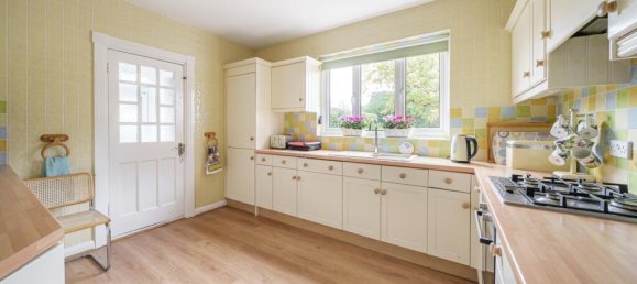 4 bedrooms House in West Wickham, United Kingdom No. 13408 13