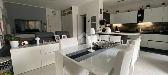 2 Schlafzimmer Wohnung in Milan, Italy, Nr. 317736 21