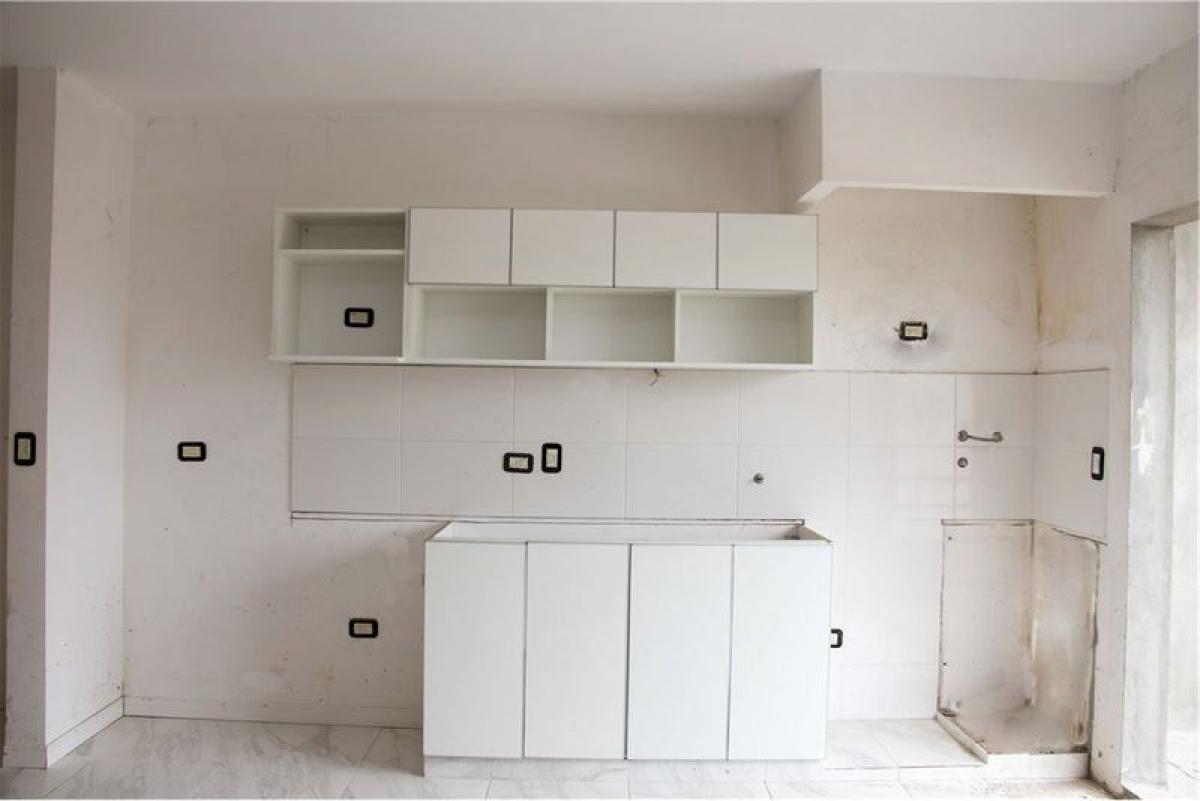 Studio in Tres de Febrero, Argentina No. 60940