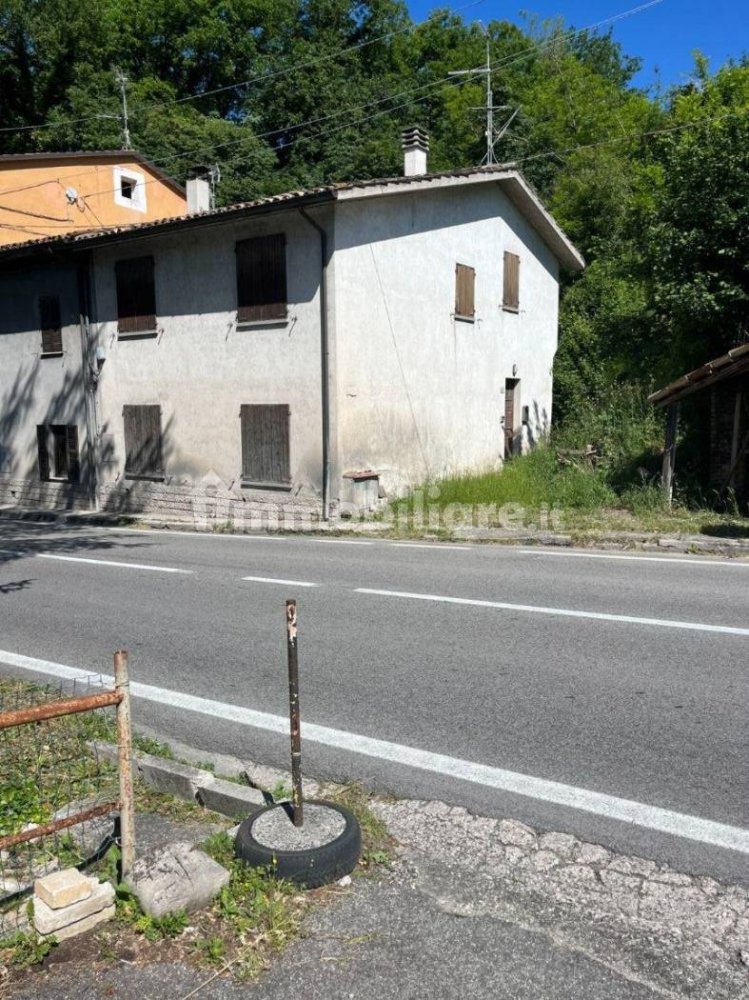 5غرفة بناية في Urbino, Italy رقم 347669