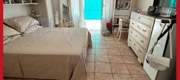 5 bedrooms Apartment in Rome, Italy No. 330843 38