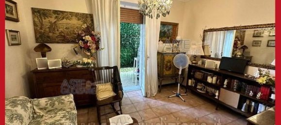 5 bedrooms Apartment in Rome, Italy No. 330843 22