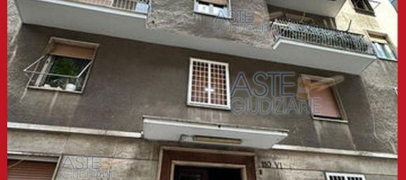 5 bedrooms Apartment in Rome, Italy No. 330843 10