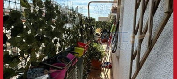 5 bedrooms Apartment in Rome, Italy No. 330843 6